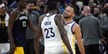 Warriors ponen a Memphis en la cuerda floja, Horford se crece ante Antetokounmpo