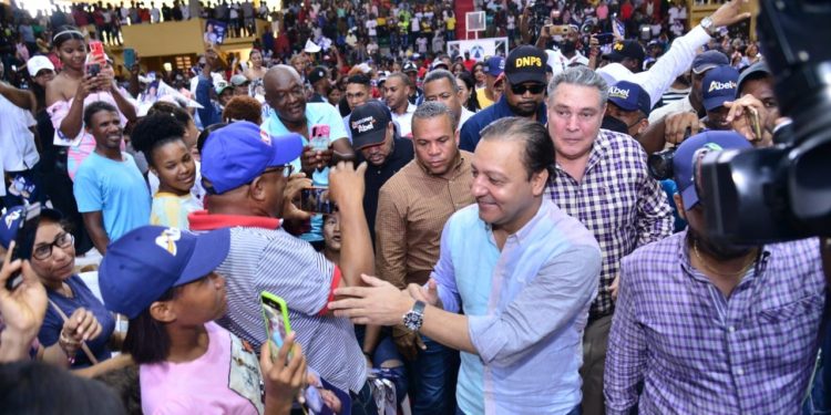 Abel Martínez al Presidente: “apártese usted porque en dos años el que no ha sabido gobernar es usted”