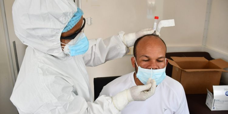 El país registra 903 casos nuevos de COVID-19