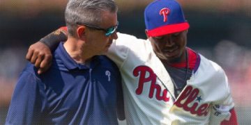 Jean Segura fuera entre 10 y 12 semanas por ruptura de dedo