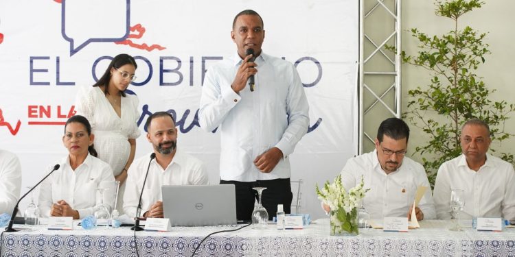 Senador Carlos Gómez resalta que gobierno escucha las necesidades de la gente