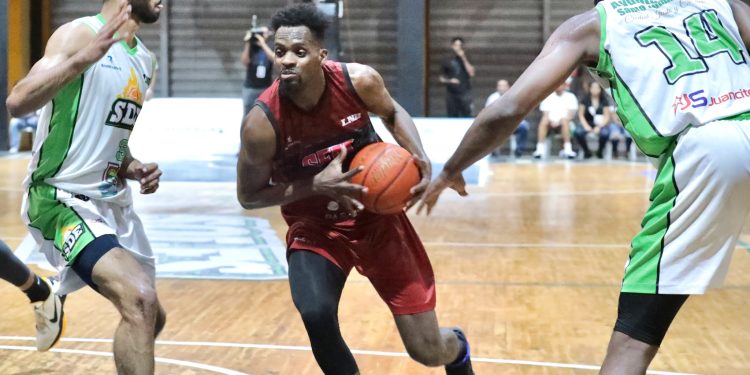 Juan Miguel Suero y los Indios empatan semifinal con Soles