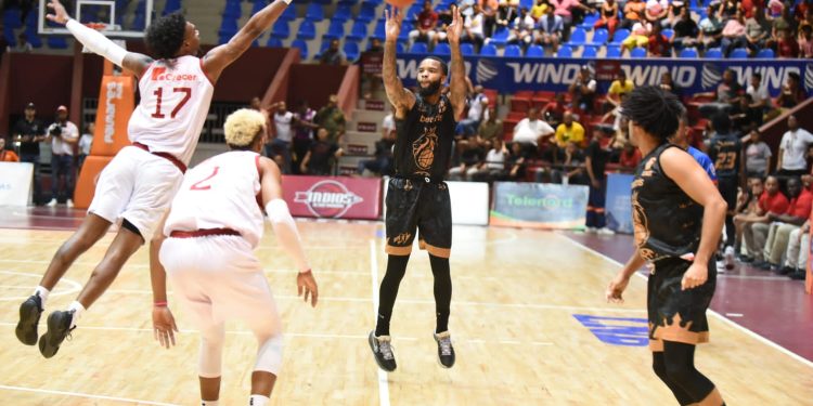Wright conduce el primer triunfo de Leones en la final LNB