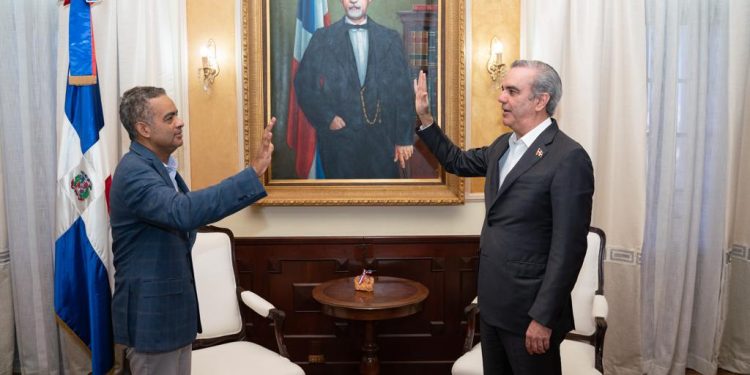 Abinader juramenta a Joel Santos como ministro de la Presidencia