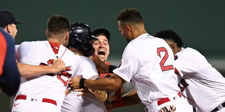 Boston se sacuden ante Yankees, Ramírez la saca y rompe sequía, Santana decide triunfo Marineros