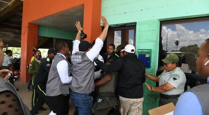 Acusan formalmente a 7 personas por agresión a Pablo Ulloa y periodistas en el Canódromo