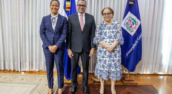 Magistrada Germán Brito juramenta dos nuevos procuradores adjuntos