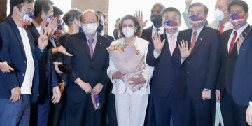 Pelosi abandona Taiwán tras una visita que ha indignado a Pekín