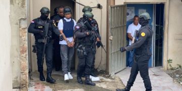 Rochy RD queda en libertad, varían medidas de coerción por presentación periódica