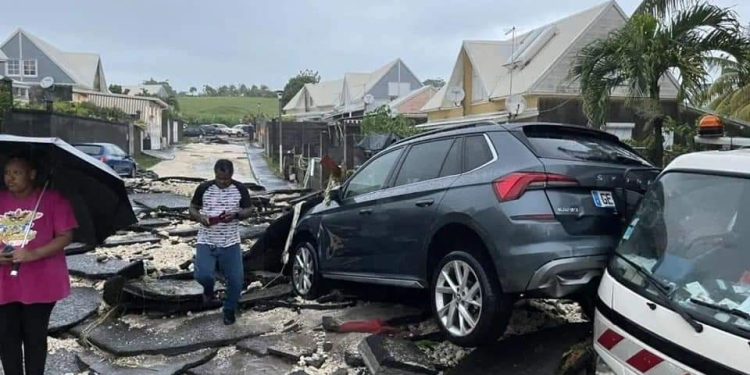 Tormenta tropical Fiona causa fuertes daños en isla Guadalupe