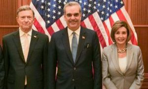 Luis Abinader se reune en el Capitolio con Nancy Pelosi