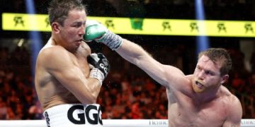 Canelo Álvarez no deja dudas, domina a Gennadiy Golovkin por decisión unánime en su pelea de trilogía