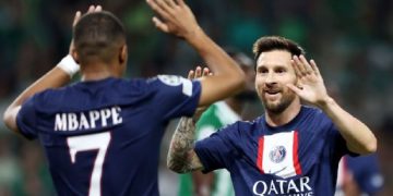 PSG pasa un sofoco ante el Maccabi, pero Messi llega a tiempo