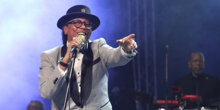 Sergio Vargas ofrece impecable demostración de su calidad artística