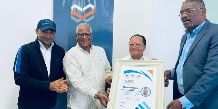 Dedican torneo voleibol de playa a empresario Manolo Ramírez