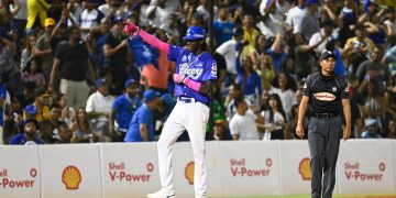 Licey blanquea Águilas por segundo día seguido, Toros dejan en el terreno al Escogido, Gigantes vencen Estrellas