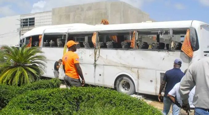 Fiscalía de Higüey pedirá prisión preventiva contra chofer autobús siniestrado en Bulevar del Este