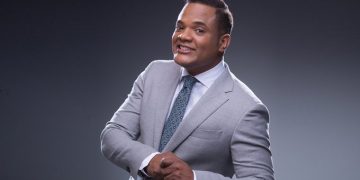 Salsero Alex Matos sufre accidente de tránsito