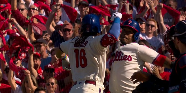 Filis eliminan a los campeones Bravos y avanzan a la SCLN