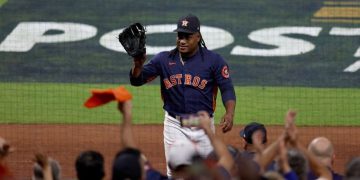 Bregman y Valdez vencen a Yankees 3-2, lideran ALCS 2-0