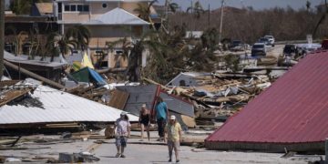 Asciende a 62 la cifra de muertos por huracán Ian en EEUU