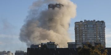 Tres muertos en un ataque con drones suicidas contra Kiev