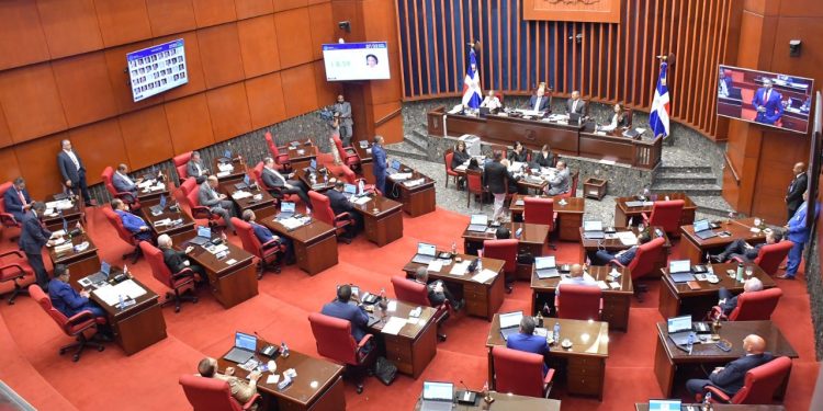 El Senado aprueba proyecto de ley para exonerar de impuestos a equipos médicos cardiovasculares
