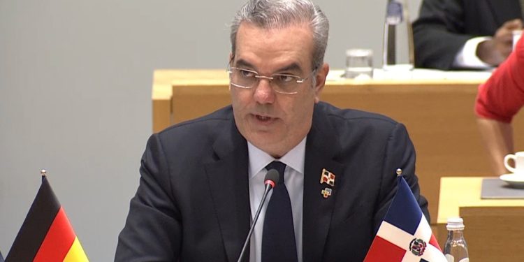 Presidente Abinader reclama Unión Europea-CELAC aborden juntos desafíos de la pobreza