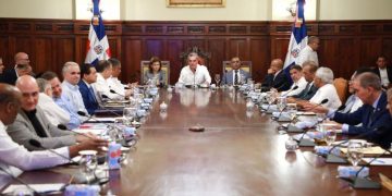 Presidente Abinader instruye a funcionarios del Gobierno para no utilizar los recursos del Estado en la campaña electoral