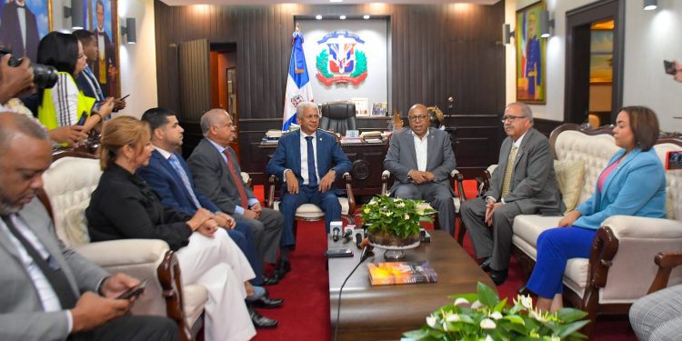 Presidentes cámaras Senado y Diputados acuerdan trabajar unidos para agilizar aprobación de proyectos