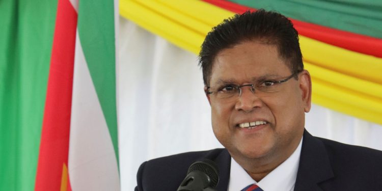 Presidente de Surinam, Chandrikapersad Santokhi, llega el próximo miércoles al país en visita oficial