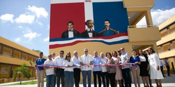 Gobierno inaugura Politécnico Evangelina Santos de Bergés en la Ciudad Juan Bosch