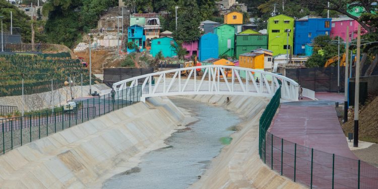 Presidente Abinader inaugura segunda etapa saneamiento de arroyo Gurabo