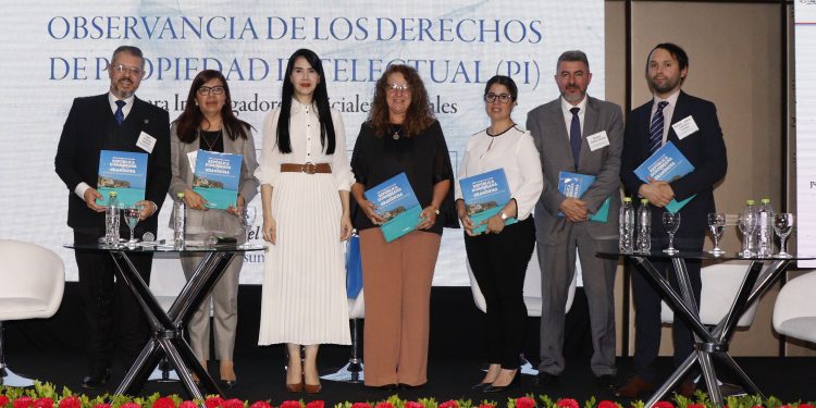 Procuradora adjunta Army Ferreira participa en seminario subregional sobre la Observancia de los Derechos de Propiedad Intelectual