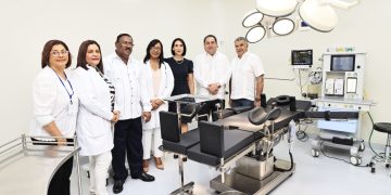Primera dama y SNS entregan remozado bloque quirúrgico del Hospital Robert Reid Cabral; funcionarán ocho quirófanos