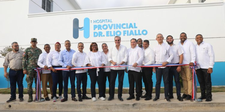 Presidente Abinader entrega Hospital Provincial Dr. Elio Fiallo y Centro de Primer Nivel en Pedernales
