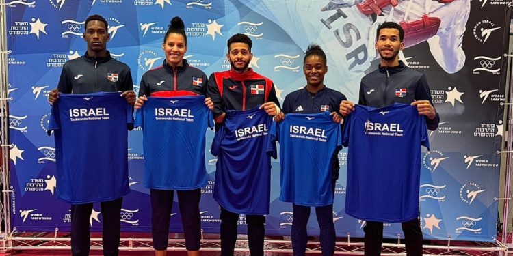Deportistas dominicanos regresan al país tras 21 días de entrenamiento en Israel