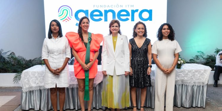 Vicepresidenta resalta esfuerzos por un turismo sostenible en RD contribuyen con la economía mientras impulsan la cultura y la producción local