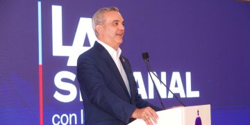 Presidente Abinader presenta realizaciones en educación, transporte, vivienda, salud e infraestructura de la provincia de Santiago