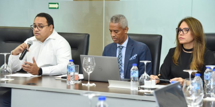 Autoridades del sector eléctrico coordinan para garantizar la calidad de suministro el día de las elecciones nacionales