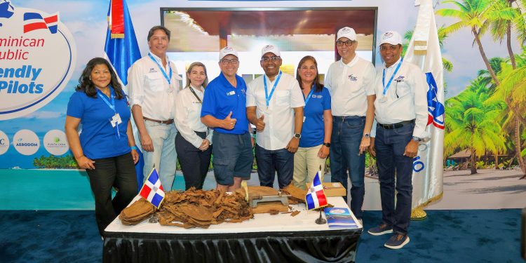 El país exhibe bondades de la aviación privada dominicana en feria de EE.UU