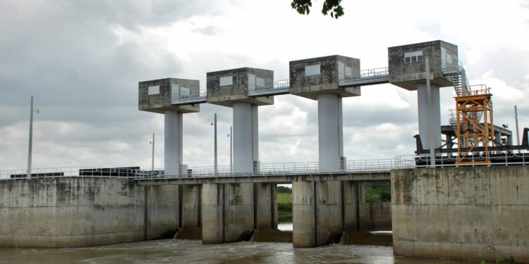 Producción de agua potable alcanza los 428 millones de galones diarios