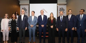 Presidente Abinader asiste a presentación de “Construyendo RD” de Acoprovi