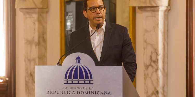 Gobierno reduce la burocracia generando ahorros por más de 60,000 millones
