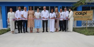 Presidente Abinader inaugura una escuela y una estancia infantil en La Altagracia