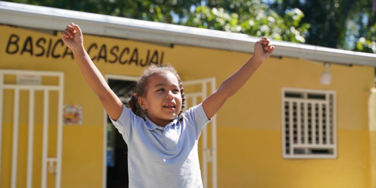 La Escuela Primaria El Cascajal: Parte de las 320 Escuelas Rurales renovadas en el marco de un programa nacional