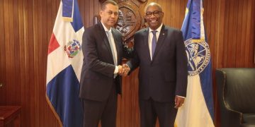 INDOTEL colabora con UASD en áreas tecnológicas