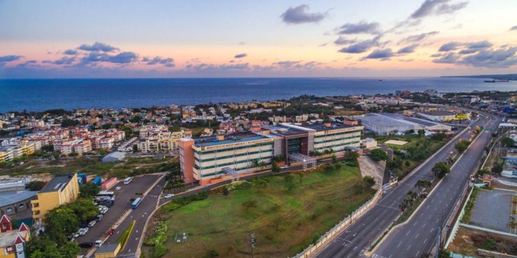 Ministro de Turismo dice que RD se enfocará en nuevas inversiones y conectividad aérea en Fitur 2025