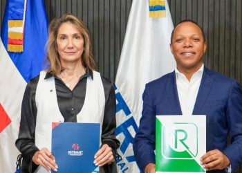 Intrant y Laboratorio Referencia firman acuerdo en apoyo al Pacto Nacional por la Seguridad Vial